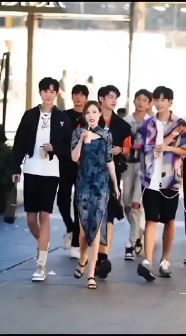 #asian #chinesestreetfashion #fashionphotographer #StreetFashion #china #photography #model #fyp #capcut #foryou #outfitideas #viral #chinese #streetwear #baddie #youtube #StreetStyle #outfitinspo #camera #canon 