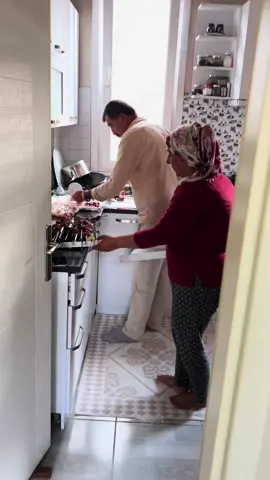 Ne söylediler ? Kürtler anlar 😂😂