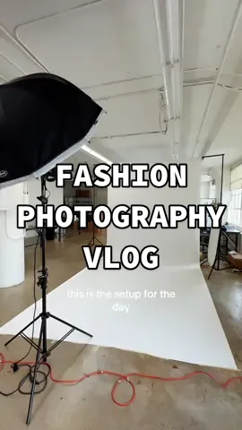 Working on a weekend!  #dayinmylife #fashionphotographyvlog #photographyvlog #photoshoot #photographer #fashionphotographer #laphotographer #losangelesphotographer #ecomphotoshoot #photographylife 