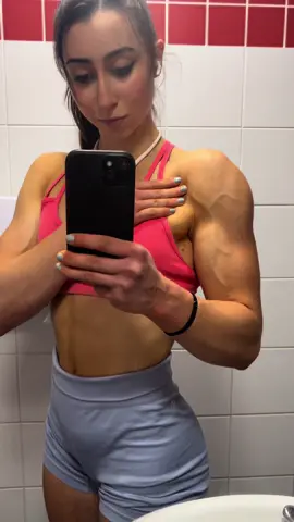 Nostalgic 🔱 🔱 #GymTok #gym #muscle #gains #shoulders #delts #biceps 