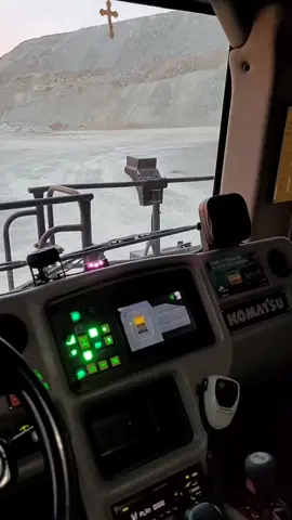 #parati #trabajo #amanecer #mineria #komatsu980e 