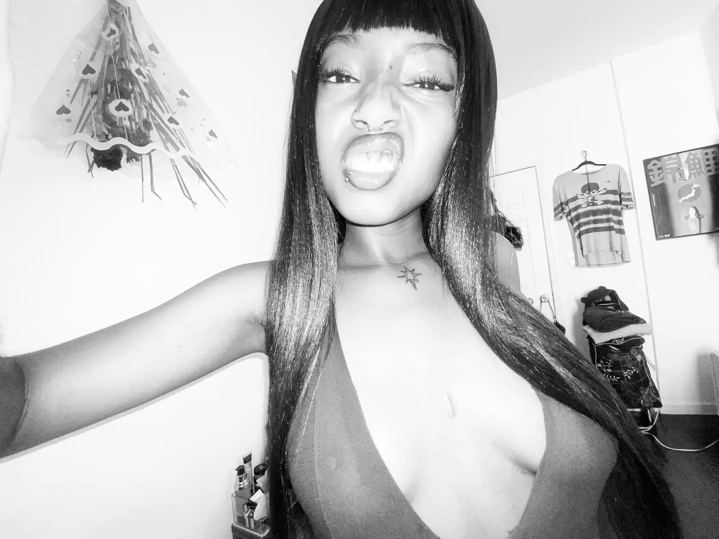 No we aint togehter, but whatever i’ll still fw u #kashkenni#fypシ 