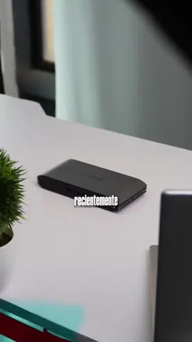 Conecta hasta 4 monitores a tu laptop sin ningun problema! 🫣👀 @minisopuru #minisopuru  . . . 🏷️: #dockstation #dock #laptop #pc #setup #gaming 