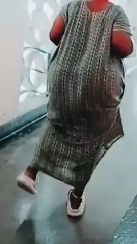 Bari iyo Baati Babe 💃 #iskukaris #fyp #bariiyobaati #daboweyn #bashaal #gabdhahasomaliyed #dabomacan #gabdhahashidan #dabowayn #gabdhaha #balbalaarka #qaarka_dambe #qurxoon #garoob #futowayn #garoobshidan #futoweyn #viral #curvygirls #trending #dancechallenge #somaligirlstiktok #muqdisho #garoowe #kismayo #baydhabo #hargeysa #nairobi #addisababa #djiboutigirls #kenyangirls #ethiopiangirls #niikodance #eastafricangirls #somalitiktok  #justforfun 