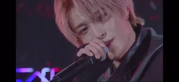 ヤソヤソ、、（ ;  ; ）🤍🤍 #nct #nctnation #wayv #yangyang 