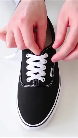 Discover the timeless allure of the Vans Authentic through our laces tutorial. These classic kicks have been gracing the feet of legends like Sean Penn in 'Fast Times at Ridgemont High' and skateboarders pushing boundaries on the West Coast. Join us as we explore the iconic style and cultural impact of the Vans Authentic. Let's lace up and step into a piece of sneaker history! 👟✨ #VansAuthentic #LacesTutorial #SneakerTutorial #SneakerHistory #ClassicKicks #SneakerIcons #FreshKicksAvenue #SneakerStyle #SneakerLovers #SkateboardCulture #SneakerHeads #FootwearFashion #SneakerArt #SneakerCommunity #VansFootwear #Streetwear 