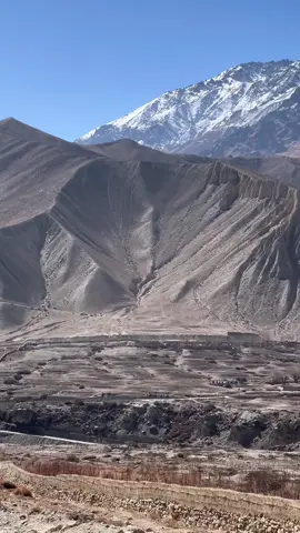 Beautiful views of mountains at upper mustang,Nepal #lomanthang_uppermustang #mustang #mustangnepal #forypupage 