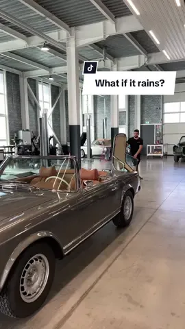 „Yeah a cabriolet is fine but what if it rains?“ we got you 👏🏼 #mercedes #classiccar #classiccars 