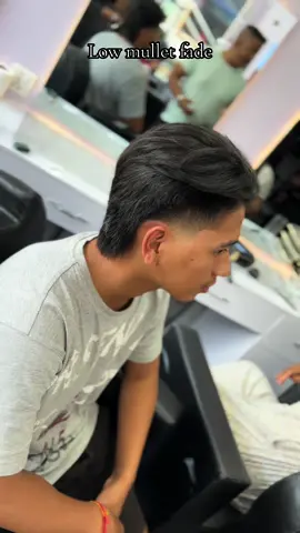 Low mullet fade #pokharabagar #barber #theglowistlogbarber #theglowistlog #haircut #fyp #foryoupage #barbernepal #mullet 