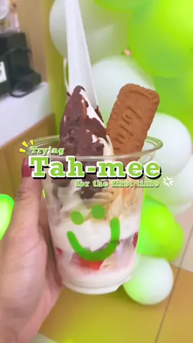 I’m a huge fan of llaollao, but this will definitely save me from going back to Manila! 😩😩 Ang sarap ng yogurt lalo na yung Ovaltine syrup nila, it’s more in the sweeter side - not too sour👌💖 Buti nalang they opened another branch here at Sm City Lucena! #fyp #foryou #fypシ゚viral #fypage #tahmee #yogurticecream 