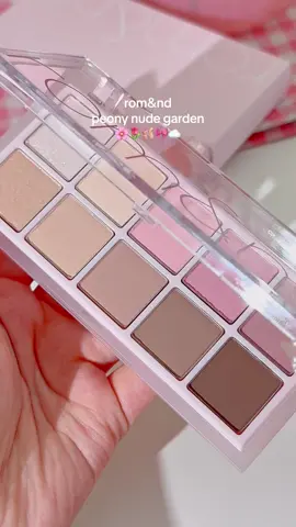 unboxing + swatching romand better than palette in 06 peony garden 🌸 Olive young code: RIRISGLOW10 Yesstyle code: RIRISGLOW12 #romand #betterthanpalette #romandbetterthanpalette #romandpeonygarden #romandeyeshadowpalette #kbeauty #fyp #fypシ #fypシ゚viral #foryoupage 