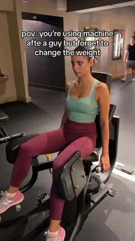 Girls?😂 leggings @Halara_official my code karina32 for 15% ❤️ off #halaraleggins #halara #gym #GymTok #girls #relatable 