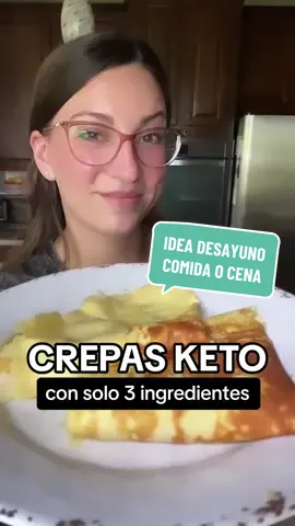CREPAS KETO SIN HARINAS Y CON 3 INGREDIENTES. Una idea de desayuno, comida o cena porque pueden rellenar de lo que quieran. Receta 👇🏻 😃 SI TE GUSTO ESTA RECETA: ❤️ Dale amorcito ⭐️ Comenta, comparte y sígueme para más recetas deliciosas 📌 INGREDIENTES para 2 crepas grandes o 4 pequeñas: ✔️ 3 huevos ✔️ 1/2 taza de queso crema  ✔️ Una pizca de sal  . . #crepasketo #crepassinharinas #crepassaludable #ideadedesayunoketo #crepassaladas 