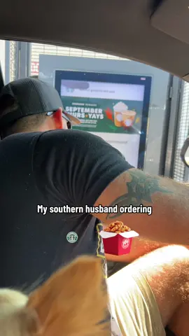 Lunch date🧋🐼🥡🥢🥠#southern #southernaccent #husbandwife #husband #country #countryboy #countryaccent #funny #Vlog #vlogs #wife #wifelife #wifeandhusband #fyp #trending #viral 
