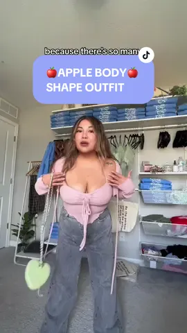 Here’s a casual apple body shape outfit! It’s all about creating an illusion especially if youre putting together a midsize outfit for everyday 😇  Top and bag is from yesstyle! Use code: FEI10  #applebodyshape #midsize #OOTD #outfitideas #applebodytype #style #kstyle 