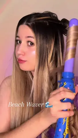Omg 😱😱😱 que facil es ondularte tu cabello con @TheBeachwaver  Desde ahora es mi onduladora fav💗Compra la tuya en el enlace🛒🔗