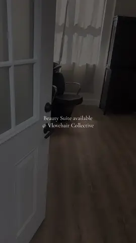 Vlovehair Collective ⚡️ best of both worlds Salon & Suites ✨ Oc beauty suite now available ❤️‍🔥 #ocsalon #fullertonsalon #suite #beautysuites #hairtok #BeautyTok #fullertonbarber #fullertonhairstylist 