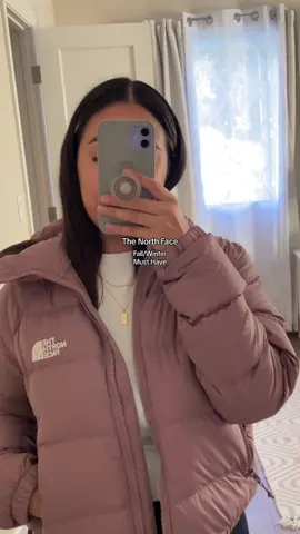 nowww i want the black one 😫😅 #thenorthface #pufferjacket #northfacepuffer #wintermusthaves #croppedjacket #purple #lavender #fallfashion #fashion #winterfashion #tryonhaul #musthave #style #influenced #hoodedcropjacket #sportsbasement #winterfit #fyp #xuhuong #latina #latinacontentcreator #xuhuongtiktok #vyp #parati #ptp #winterincalifornia #paratiiiiii #zxycba #foryou 