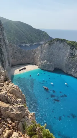 📍Zakynthos (Navaggio Beach, Shipwreck)🐠 #vacationstyle #greecetravel #greece💙 #viral #zakynthos #shipwreck 