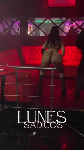 #Lunes #Baile #Noche #diaannaa93 