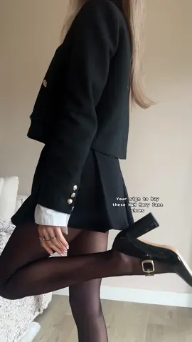 Mary jane season is here! 🎀 In love with these heeled h&m mary janes. #fallfashion #falloutfit #OOTD #fashioninspo #maryjaneshoes #hmhaul #hmfallhaul #hmtryon  #hmautumnhaul