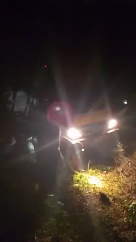 Begini sudah kalau kerja malam, Amblas bermodalkan Sekop dengan cados#Dreversawit  #viral #fyp 