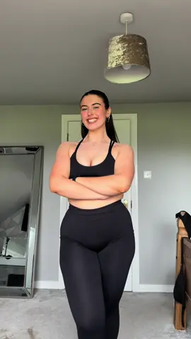 1 full year of jim✨💪🏻 #consistency #fatloss #foryoupage #weightloss #transformation #gym #GymTok #fyp #weightlossforwomen #motivation #discipline 