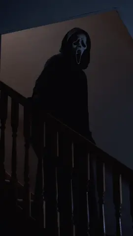 Hello TikTok, it’s an Honor🤝🏽 #ghostface #scream #scream5 #screammovie #screammovies #woodsboro #ghostfacecosplay #spookyseason #halloween 