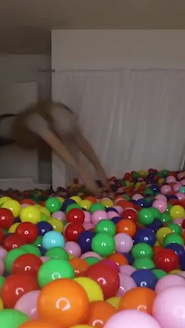 100,002 balls in a room!