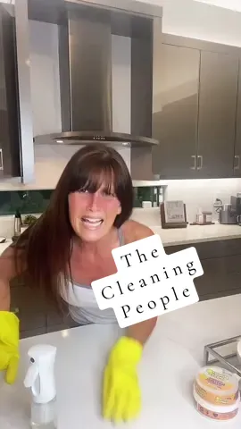 This is why i dont have cleaning people.. its too much stress😫#CleanTok #clean #cleaningpeople 