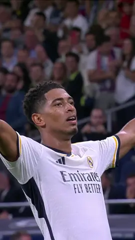 Jude doesn’t feel pressure. ICONIC. 👏😮‍💨 #realmadrid #rmfc #madridista #bellingham #judebellingham #ucl #championeague #football #Soccer #fyp #foryou 
