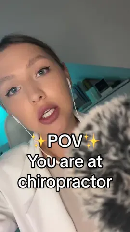 Bone 🦴 crackong sounds #asmrdoctor #asmrroleplay #asmrchiropracticcrack 