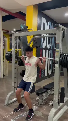 idola bang Dimas Saputra...@dmasaja11 @berllianmarsheilla_5 #voli #voliasik #storyvoli #dimassaputra #berllianmarsheilla #gym #timnasvoliindonesia 