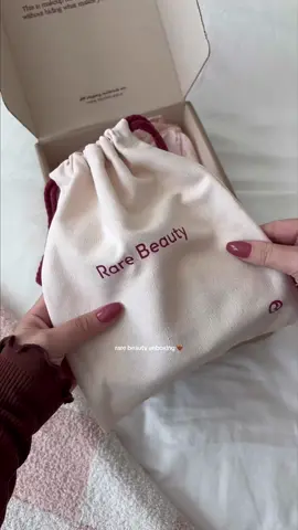 mail from @Rare Beauty 💌🥰 thank you so much ✨  #rarebeauty #rarebeautypr #rarebeautyunboxing #rarebeautyanniversay #unboxprwithme #prgifted #rarebeautymascara #rarebeautybyselena #contentcreator #prpackageunboxing 