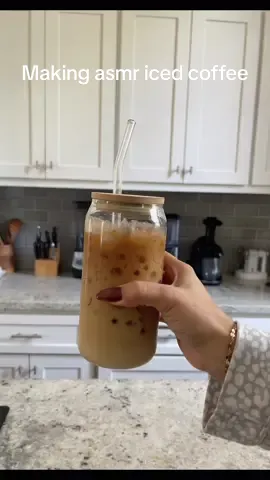 Much needed coffee #asmr #asmrcoffee #asmrsounds #icedcoffee #icesounds #fyp #foryou #icedcoffee #morningvibes #momlife #paratii #cafe #cafecito #cafefrio #satisfying #aestheticcoffee 