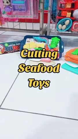 cutting seafood Toys #dinotoys #toysforkids #kepiting #crab #ikan #fish #udang #shrimp #toys #kids #mainan #mainananak #mainanviral #fyp 