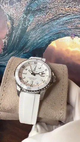 Super cool Superocean 36mm Stainless Steel White  #superocean #watches #swissmade #wristwatch #luxurywatch #diverswatch #watchesoftiktok #watchoftheday #friday #explore #fyp #a17377211a1s1 