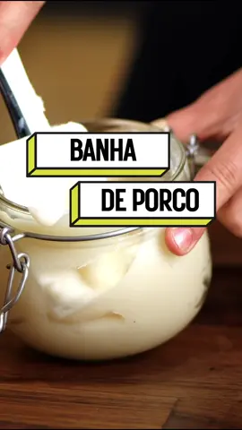 Banha de porco é usada em vários pratos na gastronomia, sendo usada em marinadas, assados, guisados e até sobremesas! •••••••••••••••••••••••••••••• VÍDEO COMPLETO NO YOUTUBE  •••••••••••••••••••••••••••••• #banha #banhadeporco #banhadeporcocaseira #banhadeporcoartesanal #culinaria #receitas #terapianofogo #terapianofogo🔥 #receitasportuguesas #culinariaportuguesa🇵🇹 #receitasfaceis #receitasfaceis #cozinhar #receitasimples #receitasrapidas 