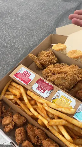 Not bad @KFC not bad at all via @Jordan_The_Stallion8 
