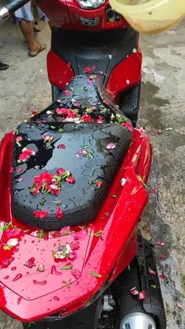 #pcx #pcx160 #redglossy 