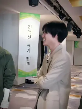 the way he fold his arm ok i gotchu #chenle 