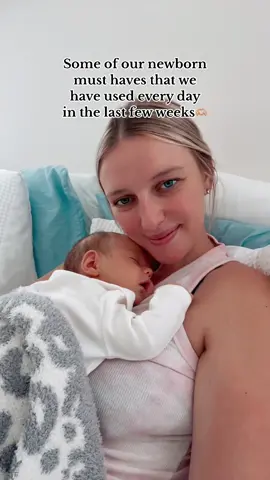 Some of our newborn must haves!!🫶🏼 #newborn#newbornsoftiktok#newbornbaby#rainbowbaby#babygirl#babyregistry#babymusthaves#momlife#motherhood##greenscreen 