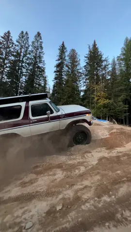 Churning sand with the Bronco.  #grindhardplumbingco #sentandbent #bronco #4x4 #offroad 