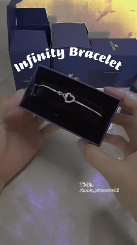 Infinity bracelet Chiếc lắc biểu tượng tình yêu vĩnh cửu🩶 Freesize chỉ 1xxx  💎 𝐁𝐚𝐨 𝐜𝐡𝐞𝐜𝐤 𝐬𝐭𝐨𝐫𝐞 𝐜𝐡𝐢́𝐧𝐡 𝐡𝐚̃𝐧𝐠 𝐭𝐫𝐨̣𝐧 đ𝐨̛̀𝐢 👍                   ~~~~~~~~~  🛒 100% pick on wed  Chuyên Swarovski Auth  🛍️ Shop Online 📍 HCM-HN  📦 COD toàn quốc  #swarovski #ambuswarovski #authentic #bracelet #infinity #togia 