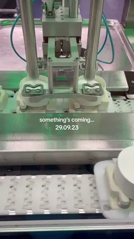 You’ve been waiting for this one 🤫 #comingsoon #uklash 