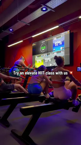 AD| Kings Cross Fitness have just opened their new gym and we got to try their new HIIT class 🥰💥  It was SO much fun & has us sweating by the end of us it! Would rexommend you to & try it out 🙏 #elevatehiit #kingscrossfitness #workoutclass 