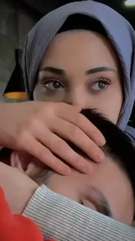 #انت_سندي_و_مسندي💍❤️ #طاڨيها_طاڨيه🥺❤️ #نحبك #عشق❤️ #فيديوهات_حب #خلي_كومونتاغ_و_جدوغ❤️ #اغاني_راي_شاشة_سوداء_🖤 #ستوريات #ستوريات_انستا 