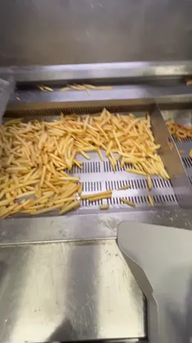 BK POV Working The Fry Station At Burger King During A Lunch Rush #fyp #food