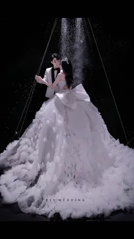 #CapCut Bộ Ảnh Cưới Tâm Đắc Của Tuiii 🥰🤯#CapCut #saplayvo #couple #tiktok #ảnhcuoisieudep #blingbling #capdoibao #capcut #anhcuoistudio 