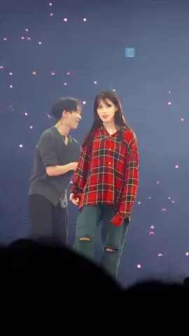 IU《rover》#IU #演唱會 #kai #exo #rover #roverchallenge 